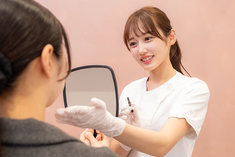 准看護師助手（エイド）